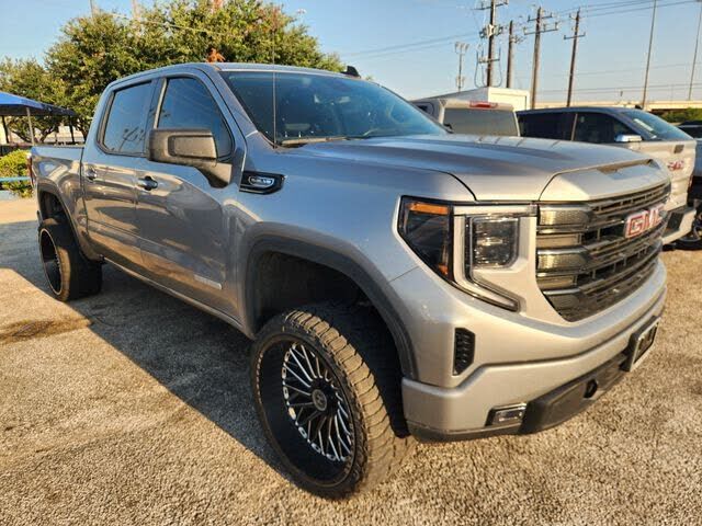 2024 GMC Sierra