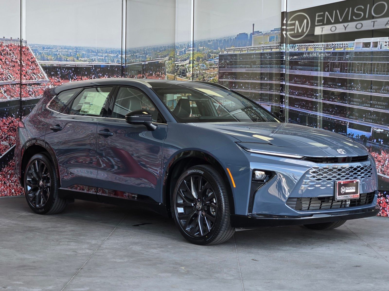 2026 TOYOTA Crown Signia