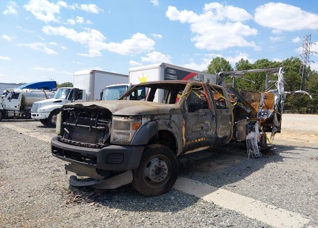 2011 FORD F-450