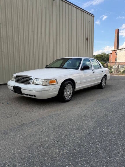 2004 FORD Crown Victoria