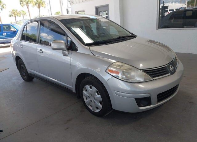 2009 NISSAN Versa