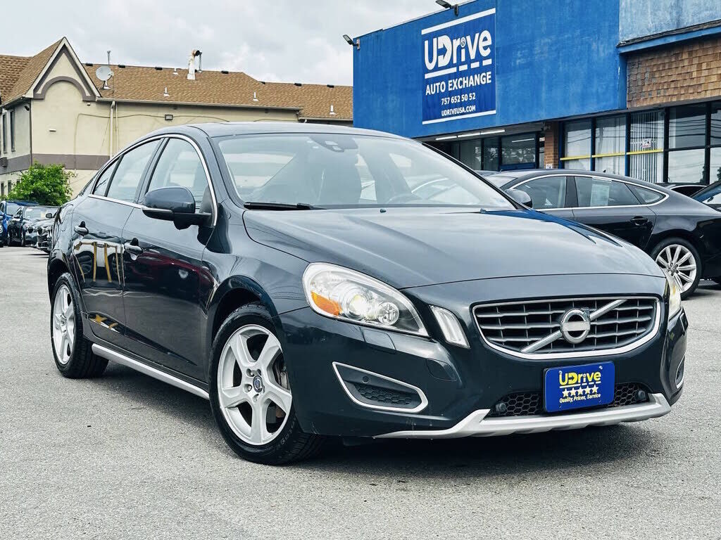 2013 VOLVO S60