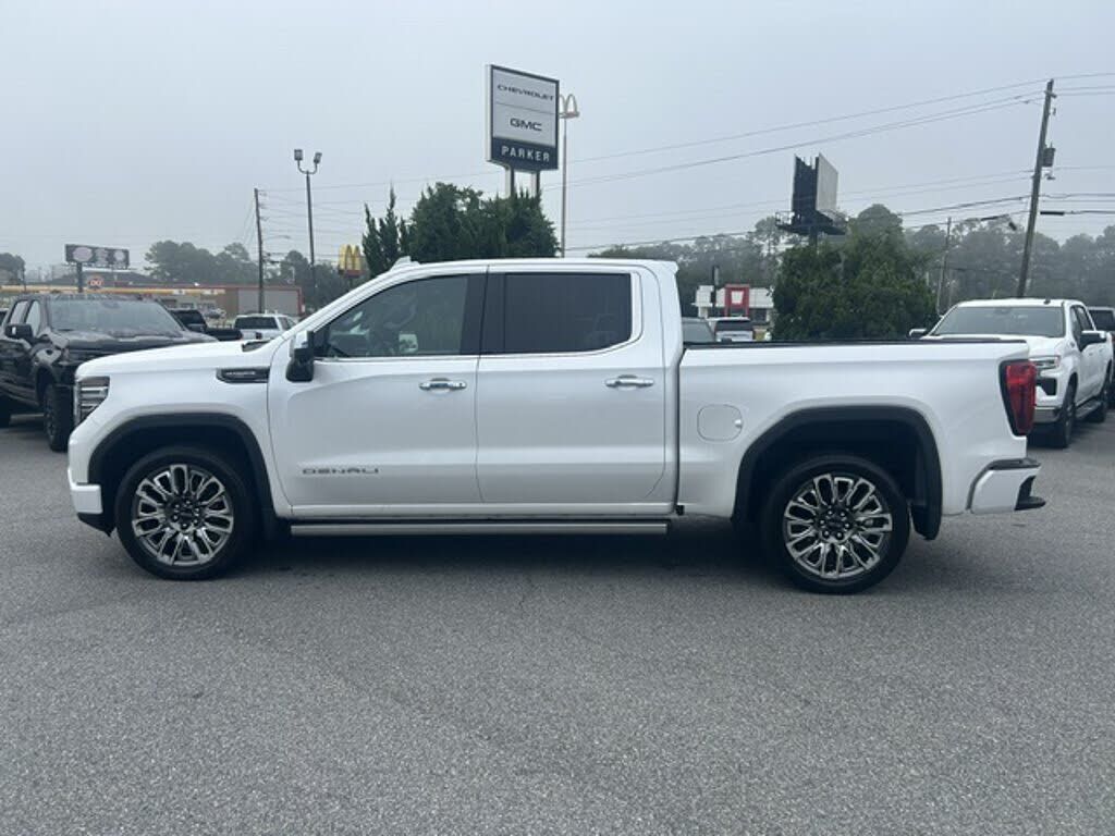 2024 GMC Sierra