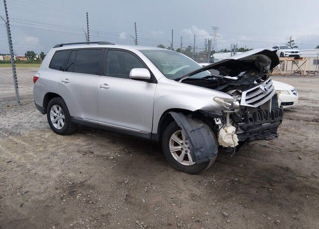 2012 TOYOTA Highlander