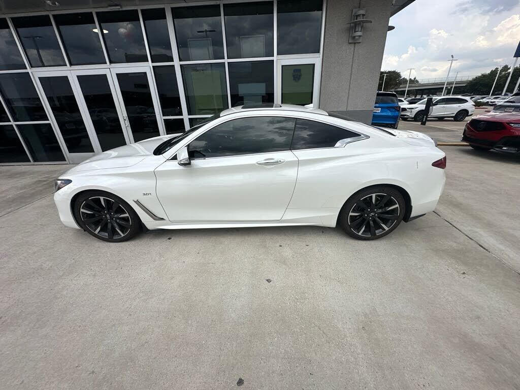 2020 INFINITI Q60