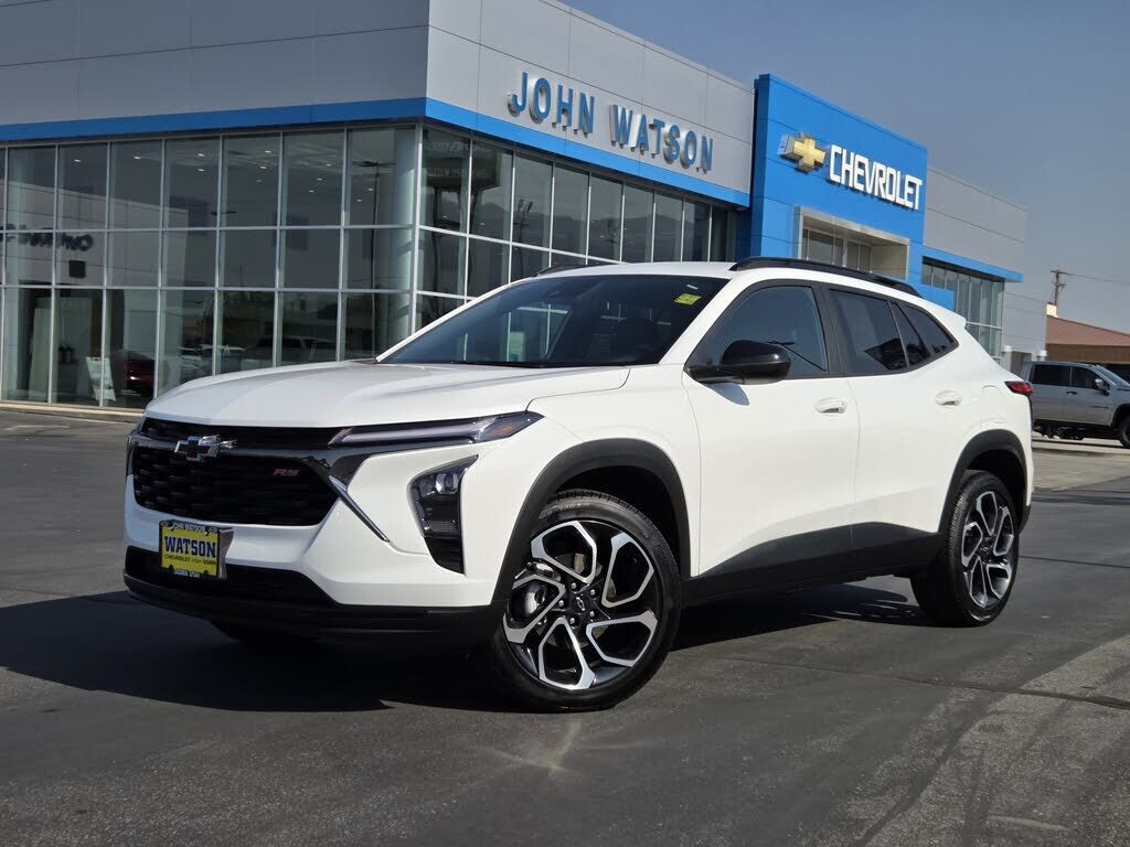 2025 CHEVROLET Trax