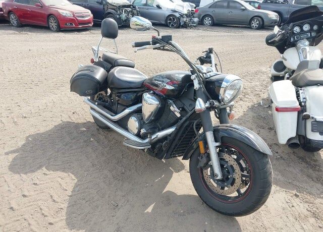 2013 YAMAHA XVS1300A