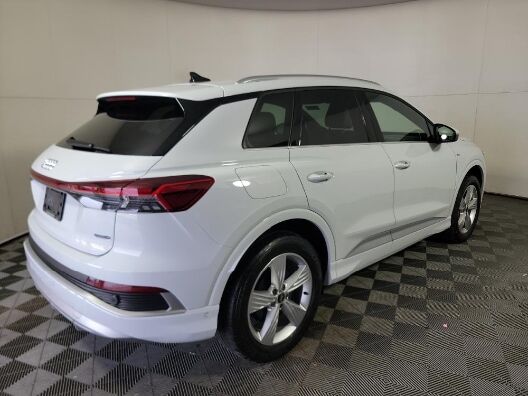 2023 Audi Q4