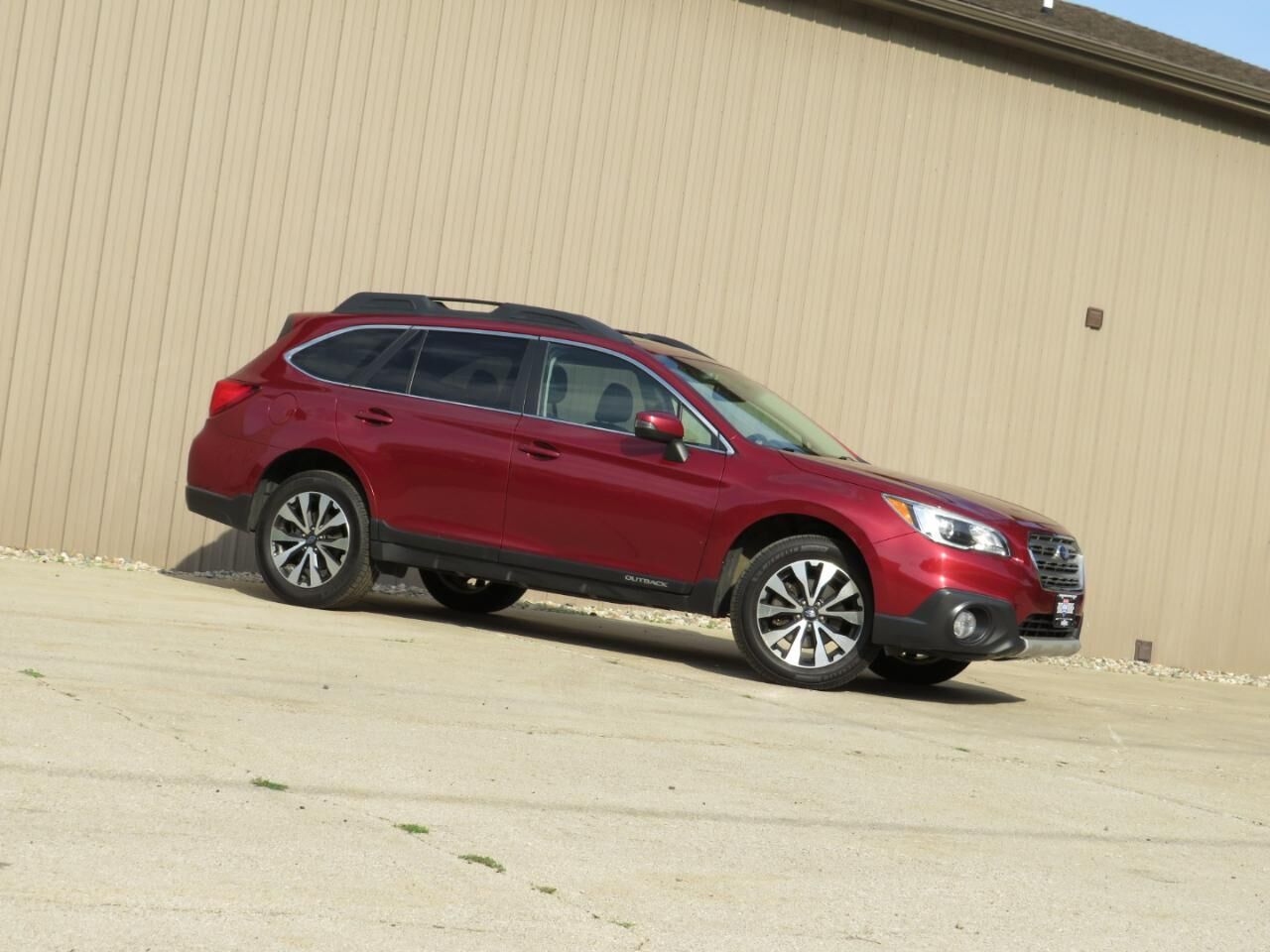 2016 SUBARU Outback