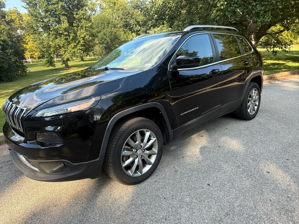2018 JEEP Cherokee