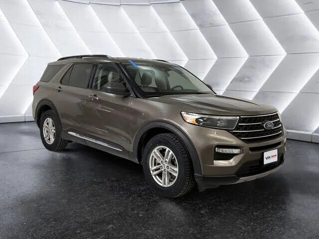 2021 FORD Explorer