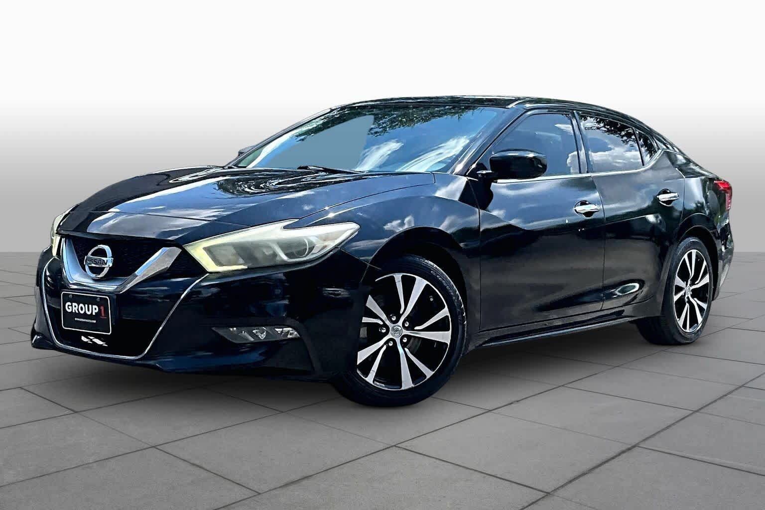 2017 NISSAN Maxima