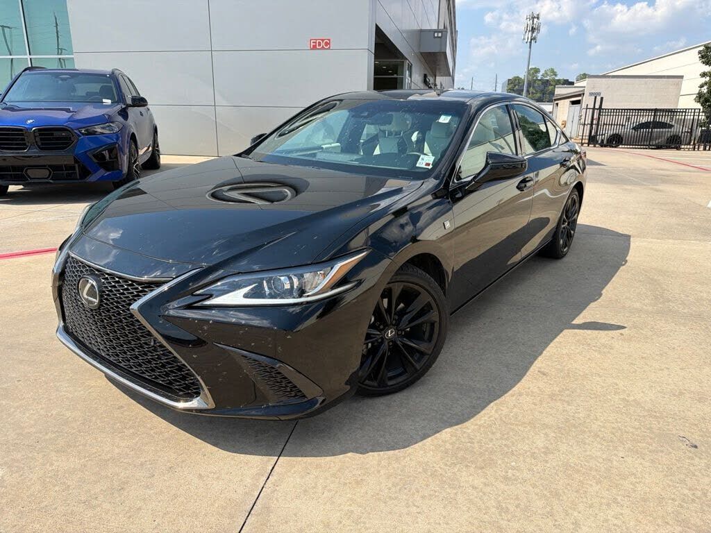 2021 LEXUS ES