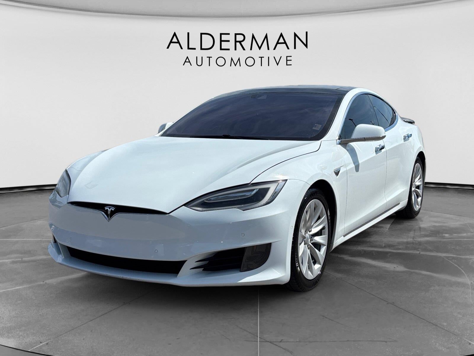 2016 TESLA Model S