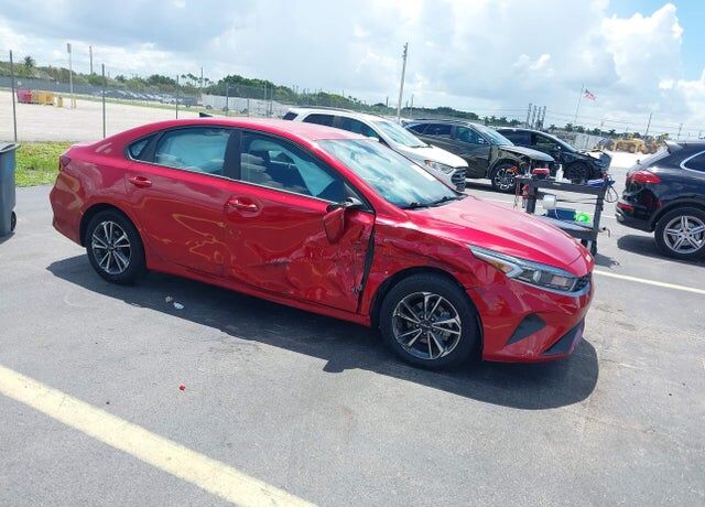 2023 KIA Forte