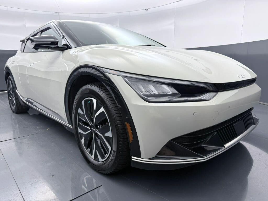 2023 KIA EV6