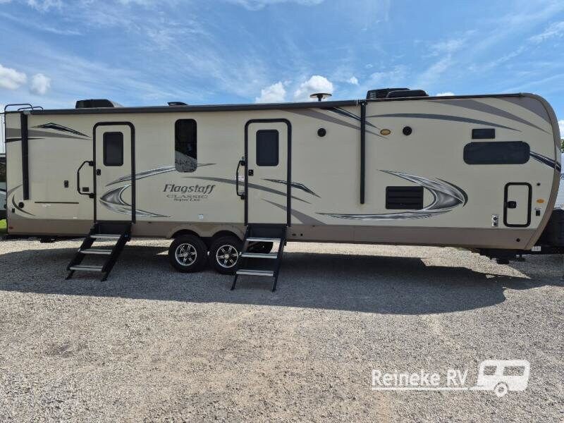 2018 FOREST RIVER Flagstaff Lite Weight Trailers