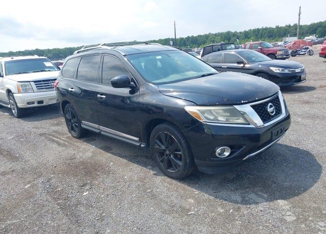 2013 NISSAN Pathfinder