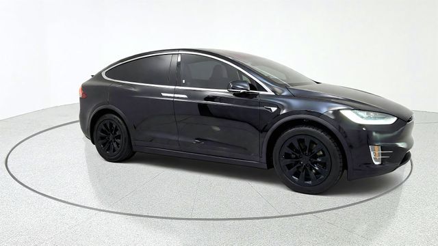2021 TESLA Model X