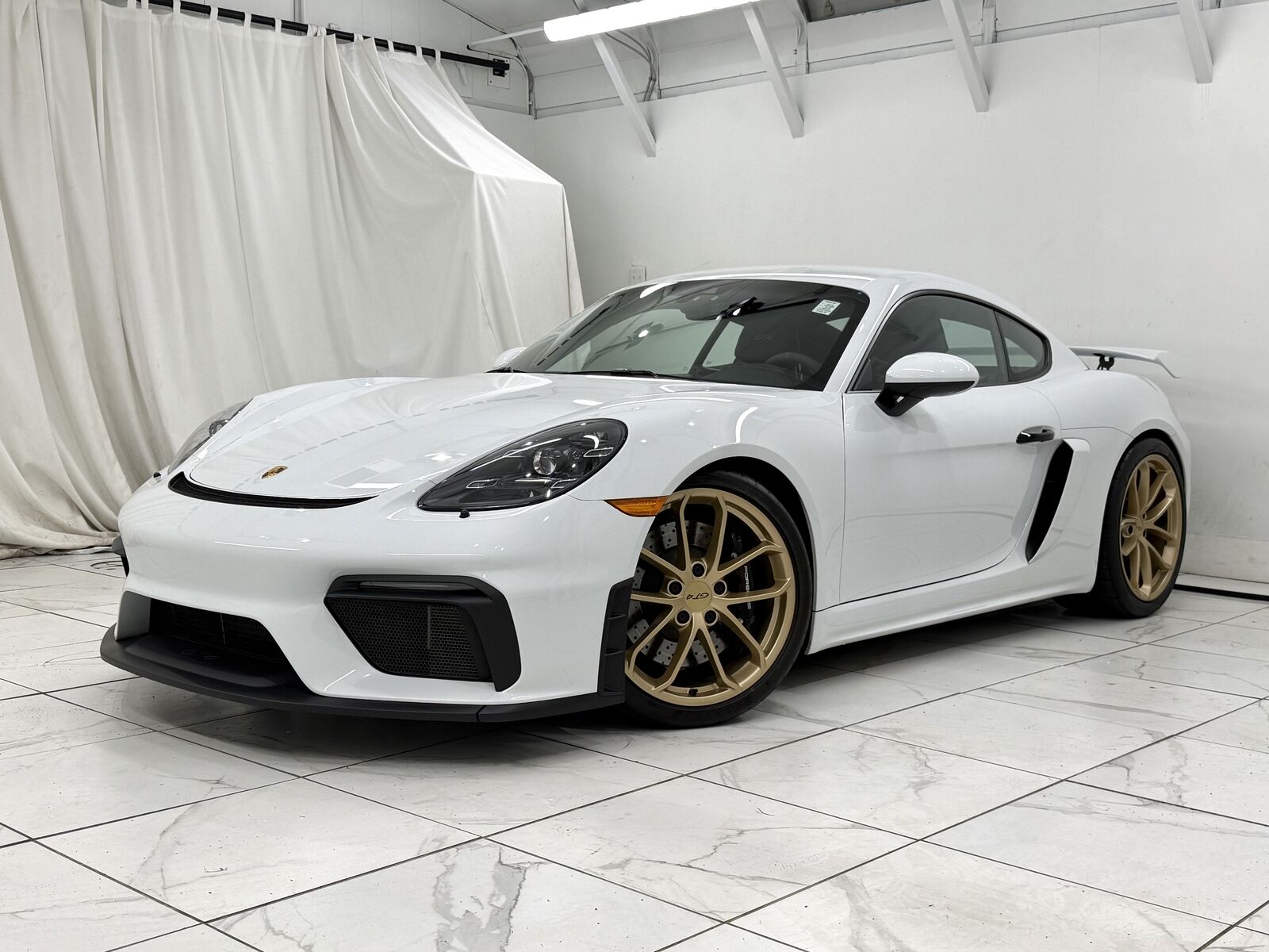 2022 PORSCHE 718