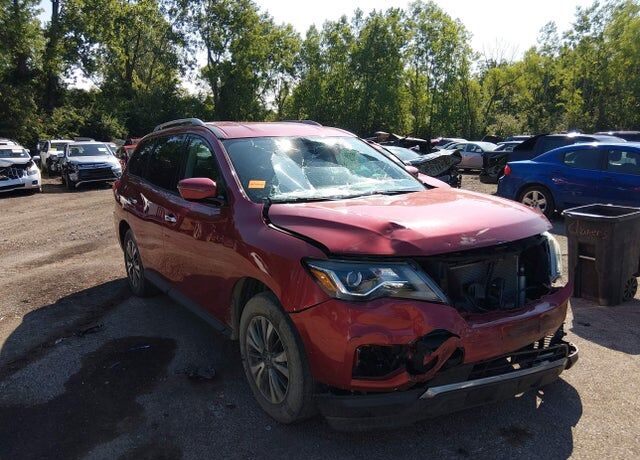 2017 NISSAN Pathfinder