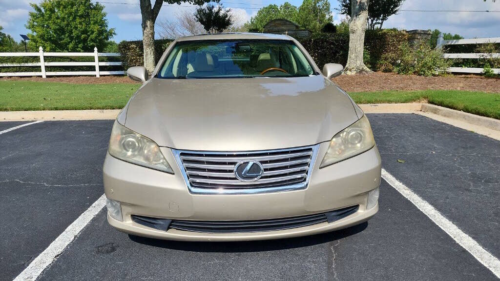 2011 LEXUS ES