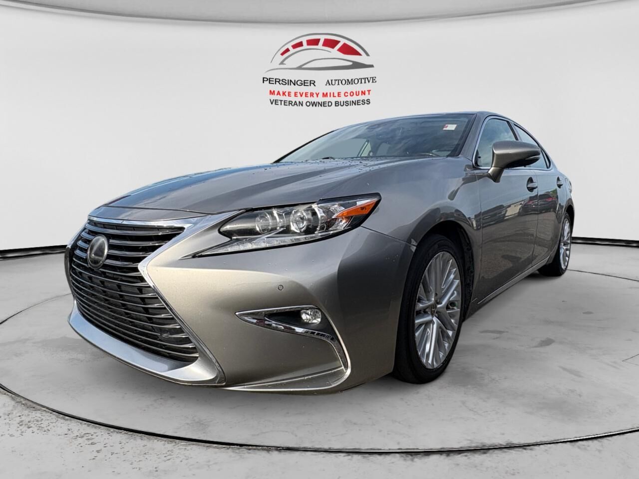 2016 LEXUS ES