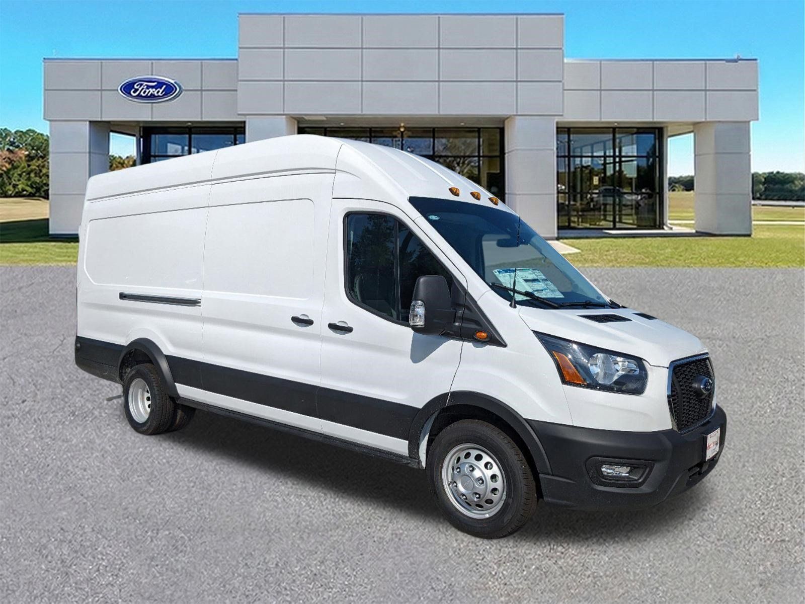 2024 FORD Transit