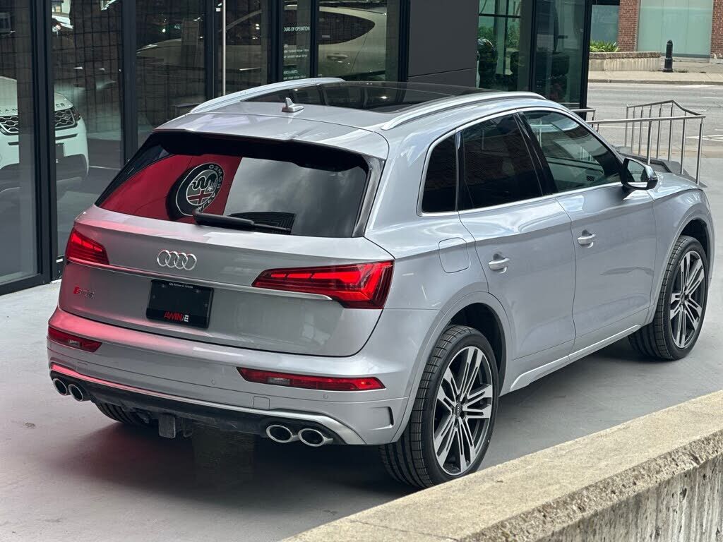 2023 Audi SQ5