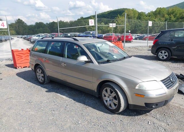 2005 VOLKSWAGEN Passat