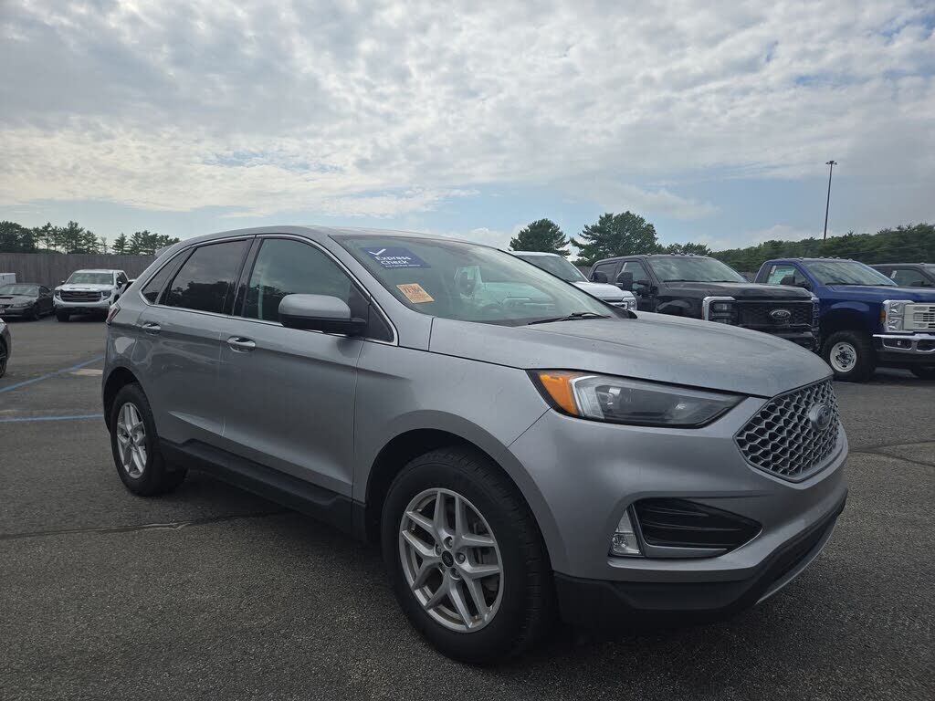 2023 FORD Edge