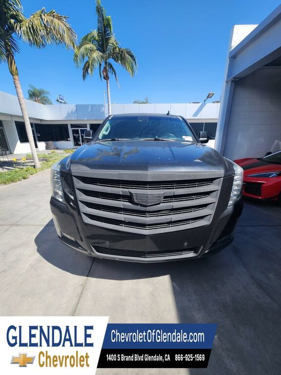 2017 CADILLAC Escalade