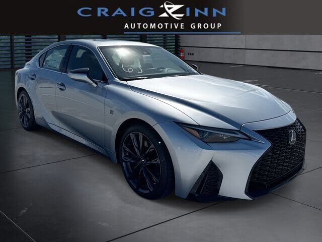 2025 LEXUS IS