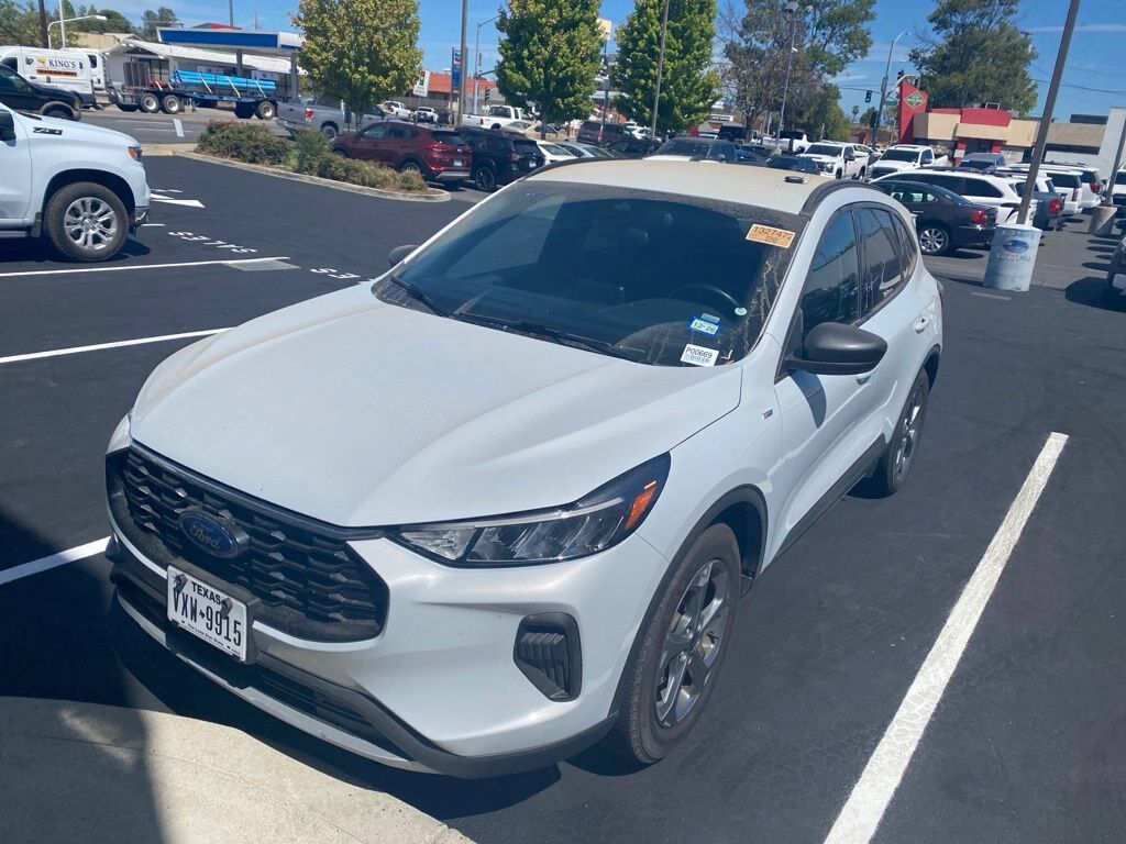 2025 FORD Escape