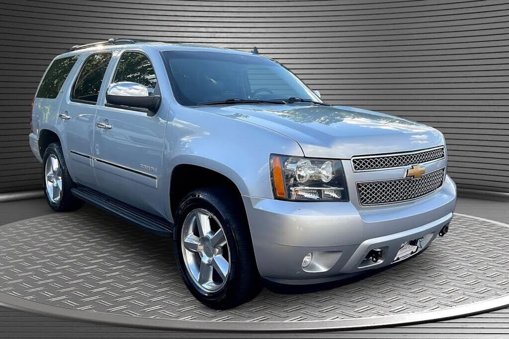 2012 CHEVROLET Tahoe