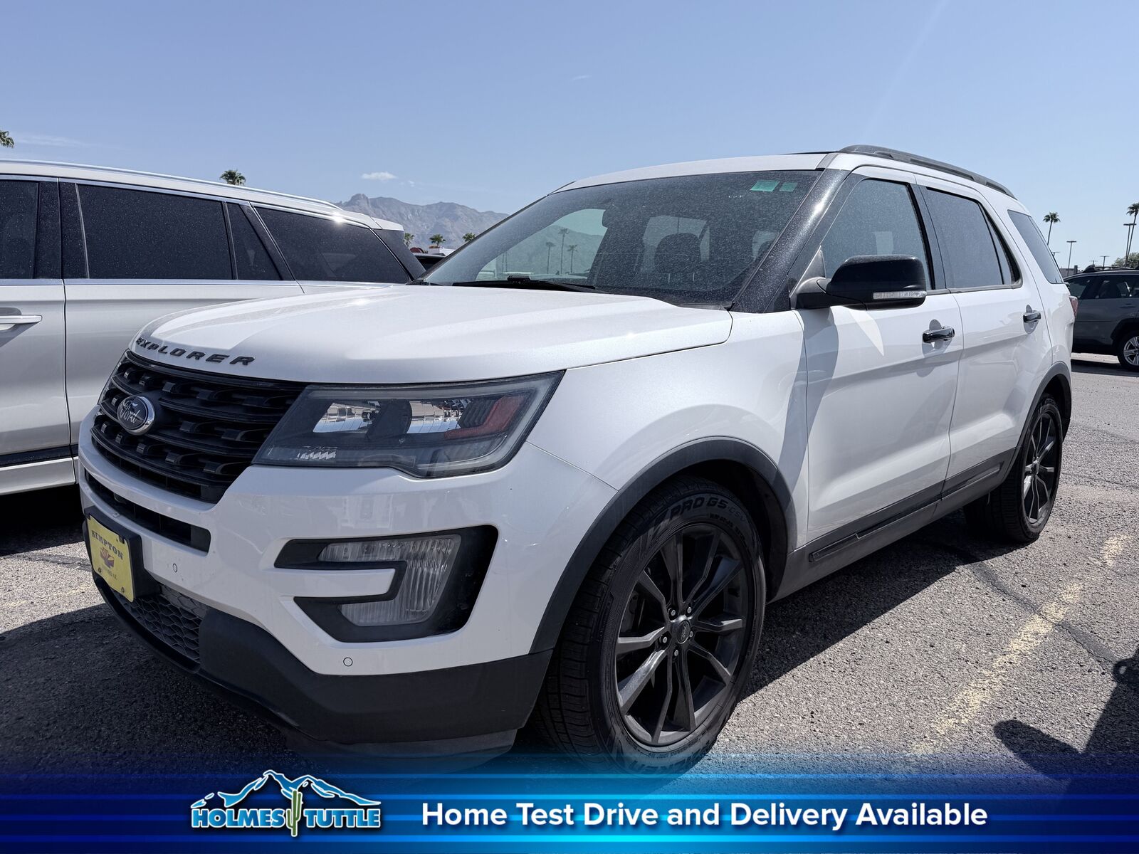 2017 FORD Explorer
