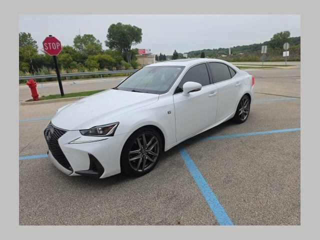 2017 LEXUS IS