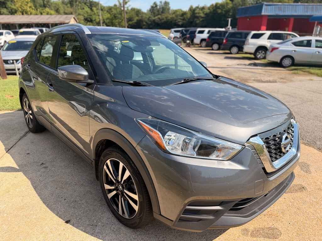 2020 NISSAN Kicks
