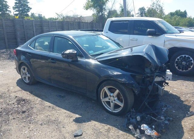 2014 LEXUS IS
