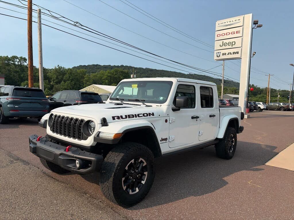 2024 JEEP Gladiator