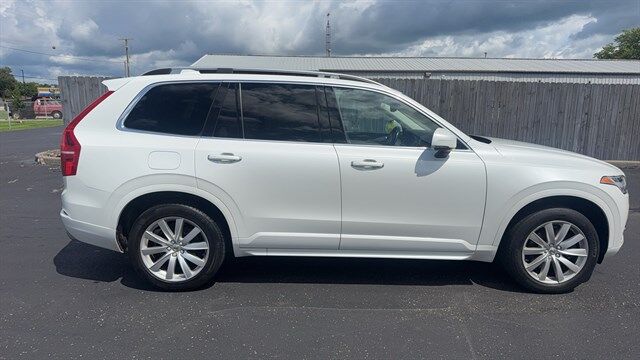 2016 VOLVO XC90