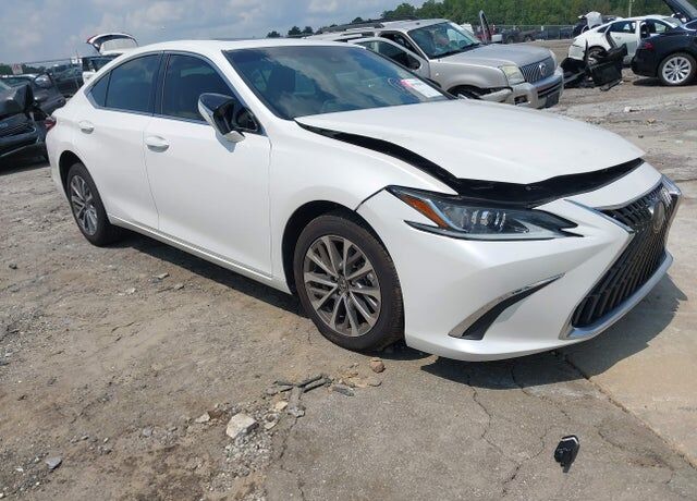 2023 LEXUS ES