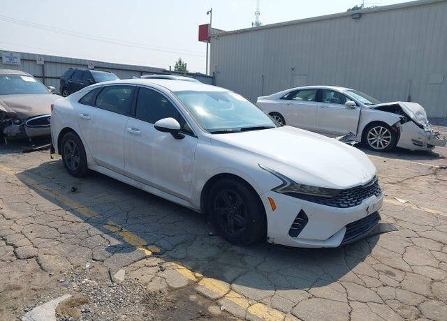 2022 KIA K5