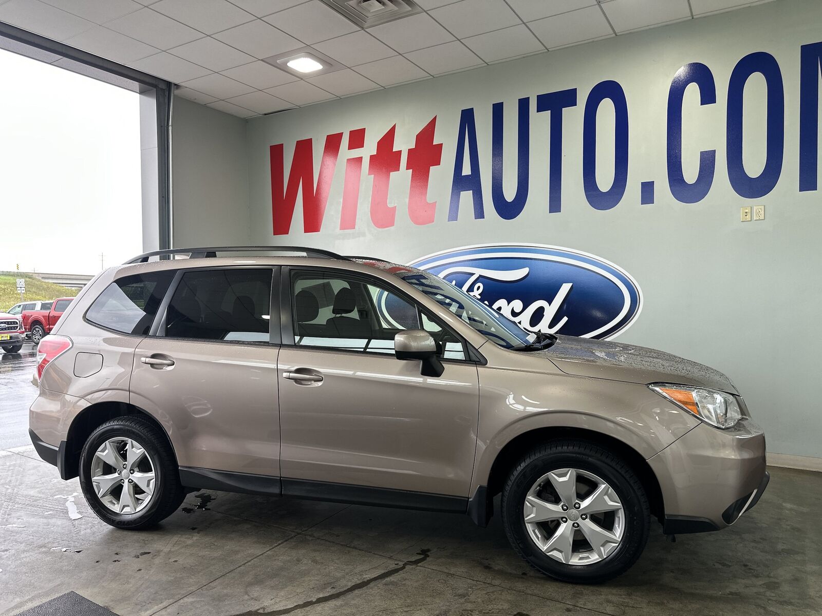 2016 SUBARU Forester