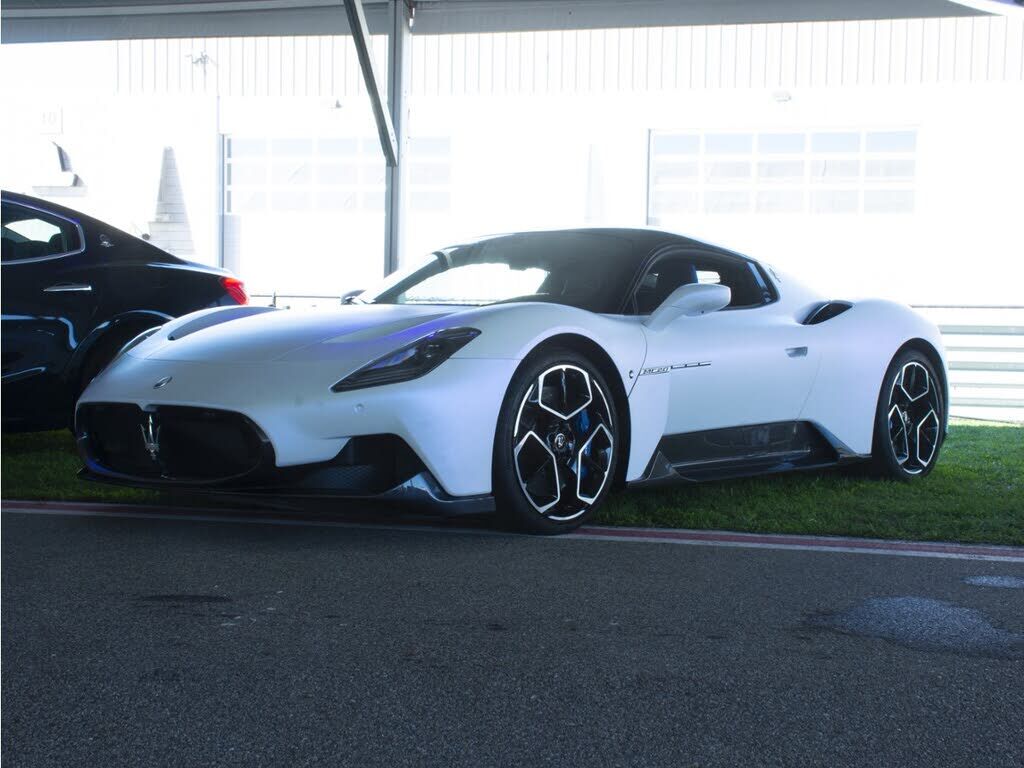 2022 MASERATI MC20