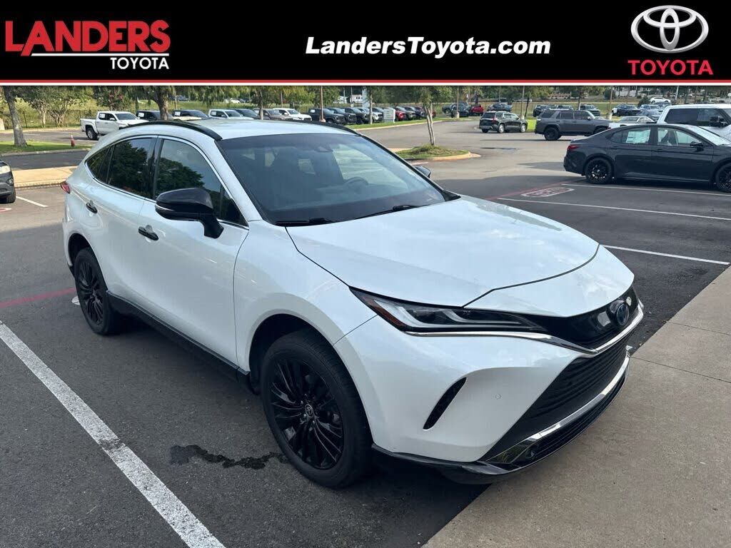 2023 TOYOTA Venza