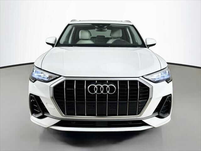 2022 Audi Q3