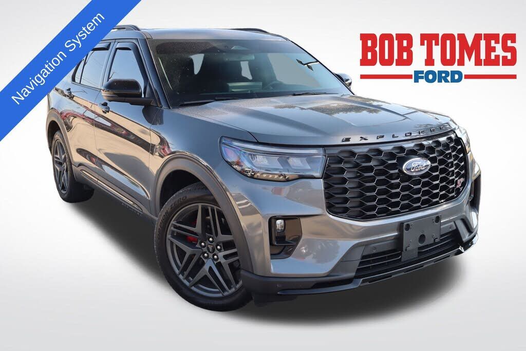 2025 FORD Explorer