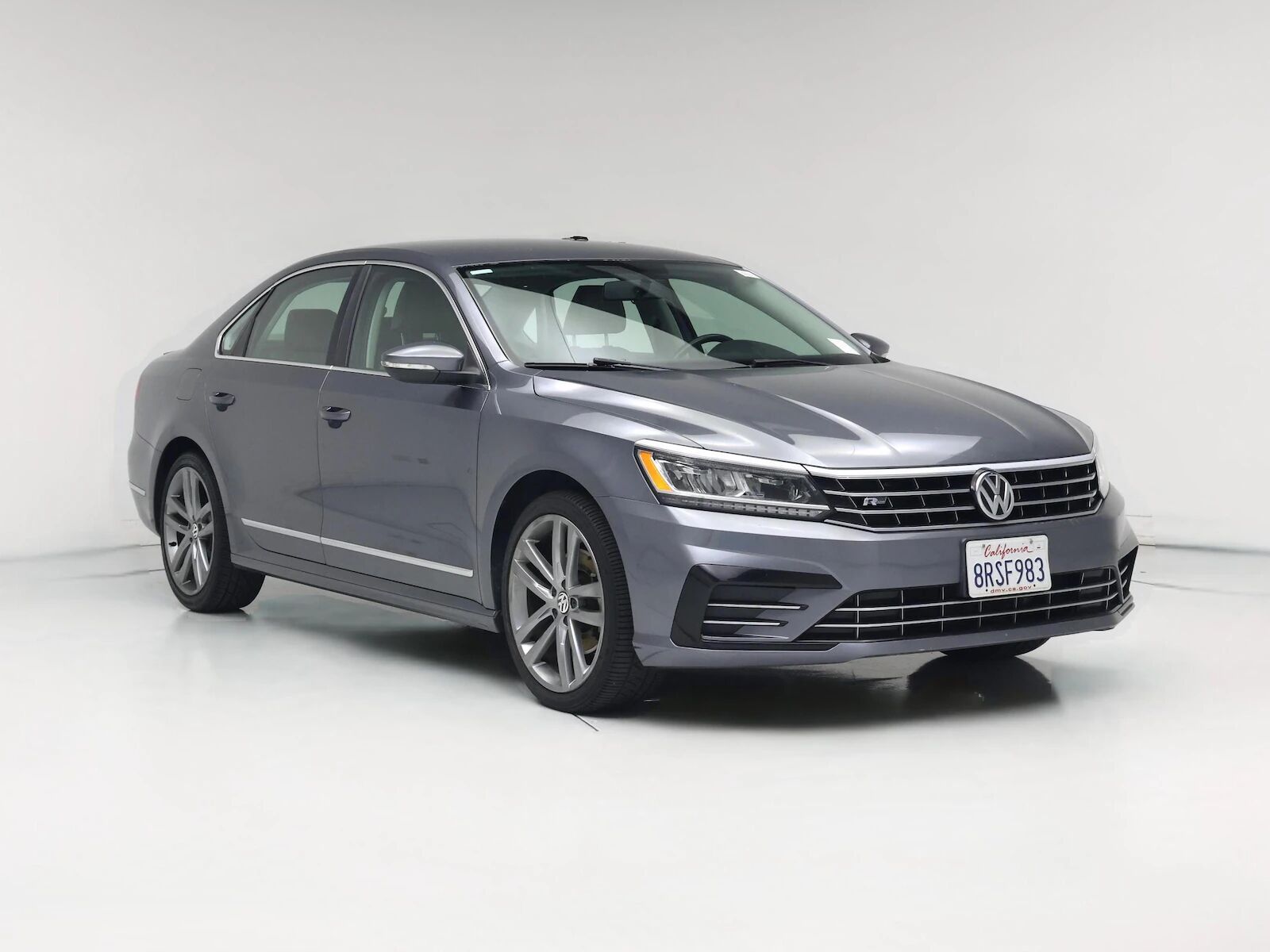 2016 VOLKSWAGEN Passat