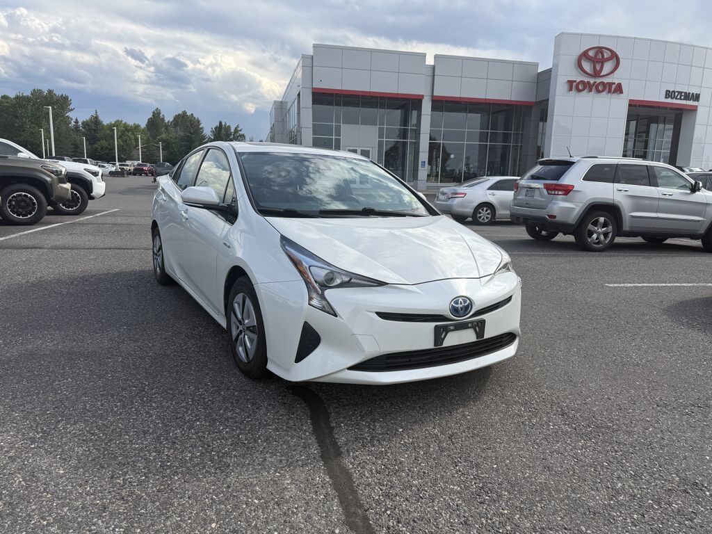 2016 TOYOTA PRIUS